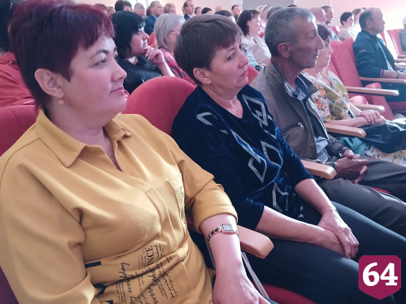 В Саратовской области слет животноводов посвятили единству народов России